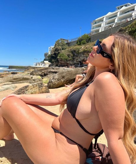 Foto desnuda filtrada de OnlyFans de Ariella Nyssa