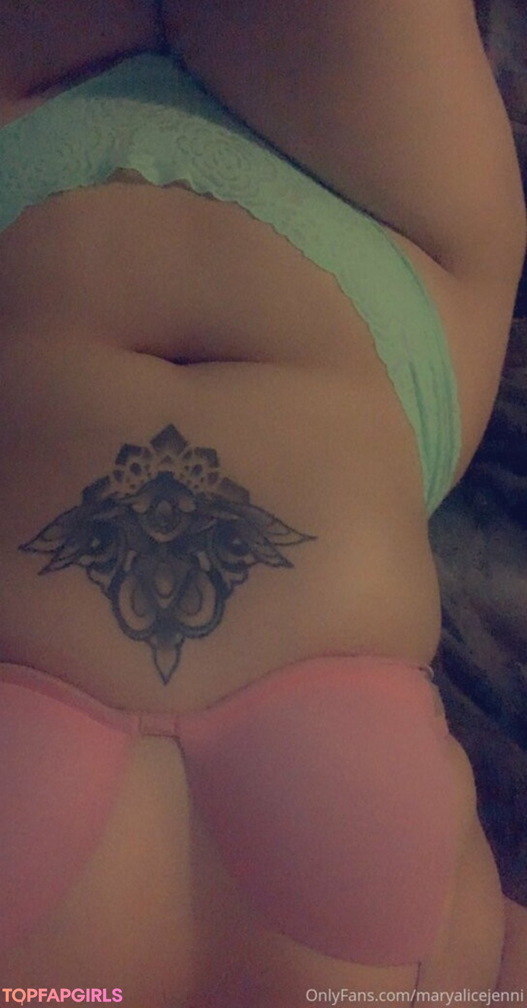 Foto desnuda filtrada de OnlyFans de Maryalicejenni #170 Foto desnuda filtrada de OnlyFans de Maryalicejenni #170