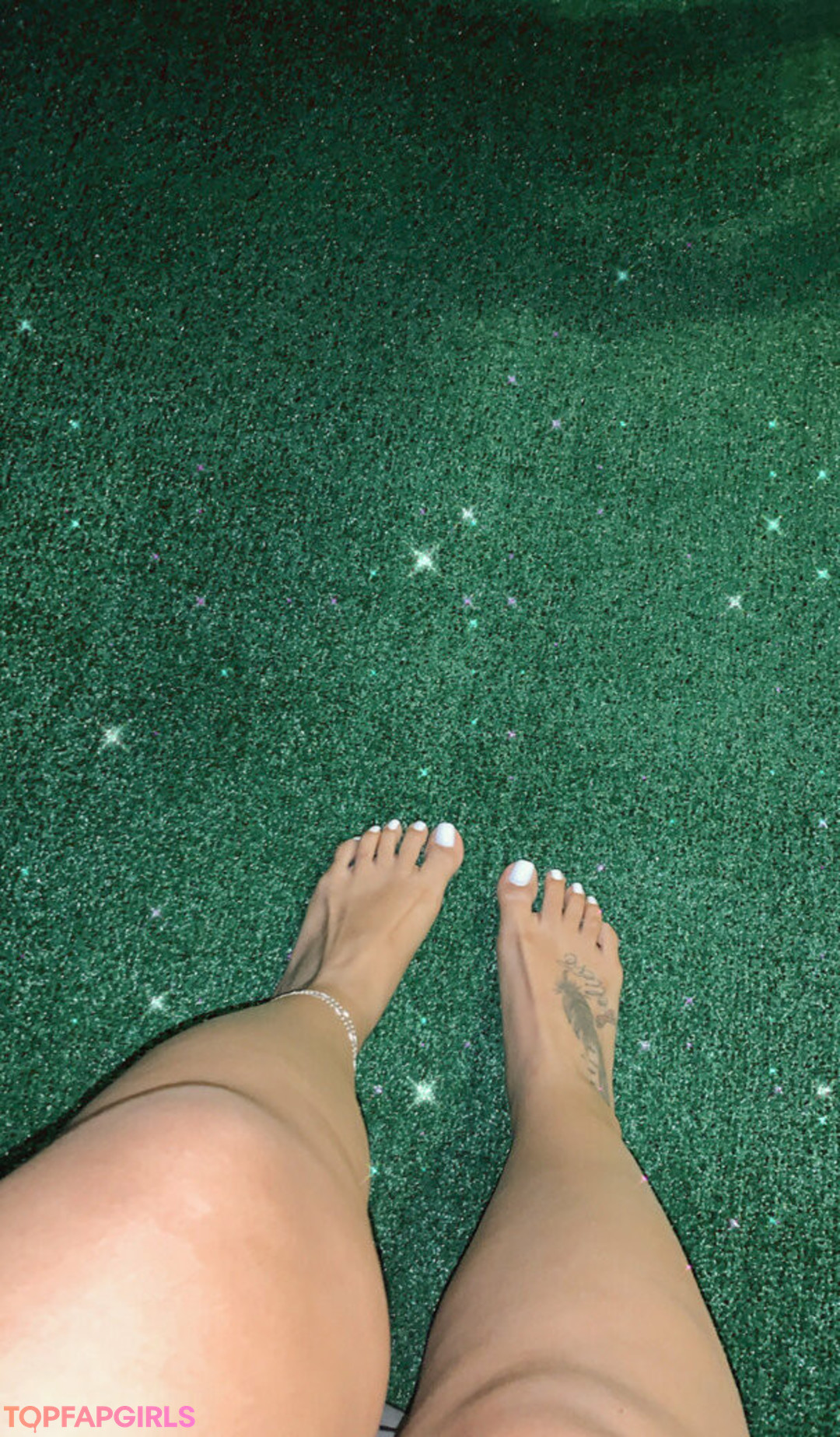 Foto desnuda filtrada de OnlyFans de Maryalicejenni #394 Foto desnuda filtrada de OnlyFans de Maryalicejenni #394