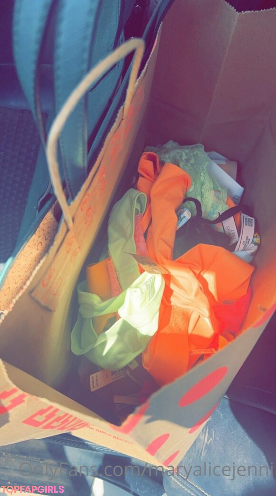 Foto desnuda filtrada de OnlyFans de Maryalicejenni #552 Foto desnuda filtrada de OnlyFans de Maryalicejenni #552