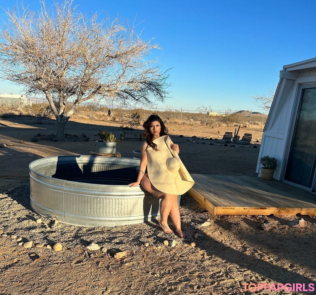 Foto desnuda filtrada de OnlyFans de Maryalicejenni #632 Foto desnuda filtrada de OnlyFans de Maryalicejenni #632