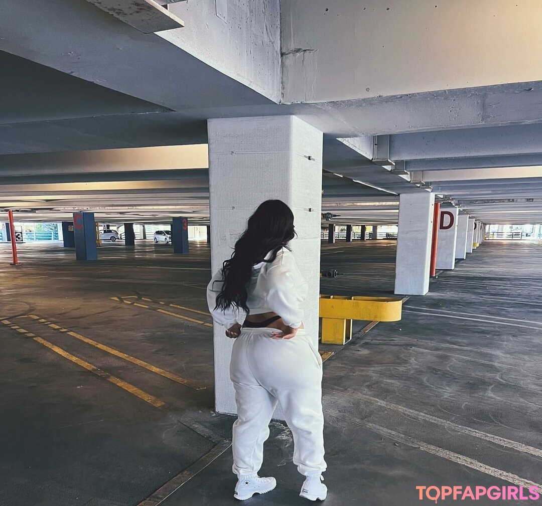 Foto desnuda filtrada de OnlyFans de Maryalicejenni #666 Foto desnuda filtrada de OnlyFans de Maryalicejenni #666