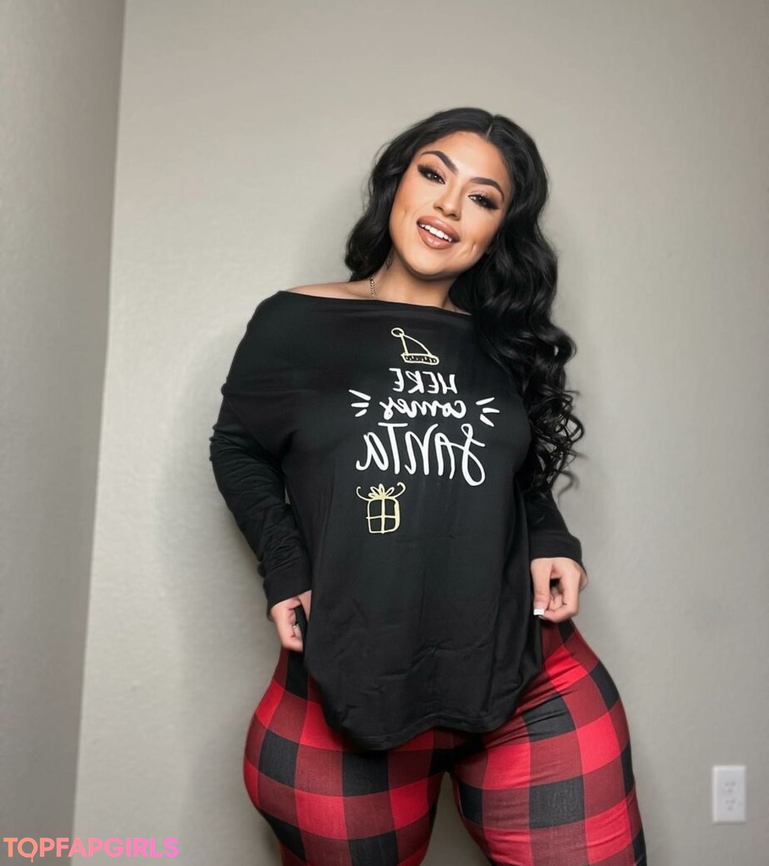 Foto desnuda filtrada de OnlyFans de Maryalicejenni #696 Foto desnuda filtrada de OnlyFans de Maryalicejenni #696