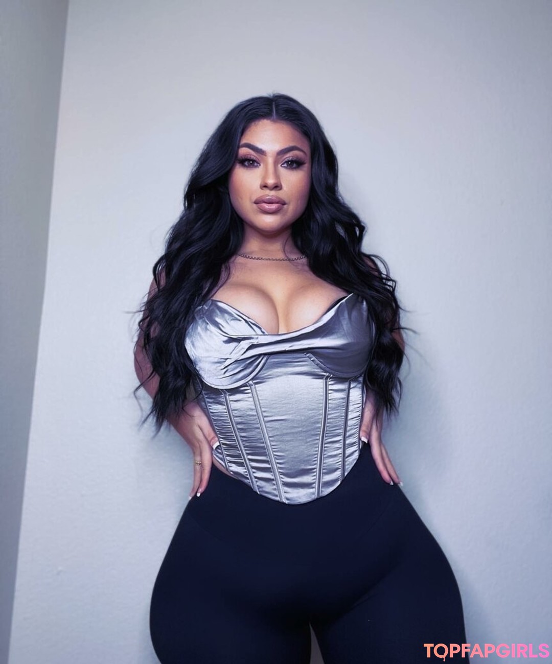 Foto desnuda filtrada de OnlyFans de Maryalicejenni #698 Foto desnuda filtrada de OnlyFans de Maryalicejenni #698