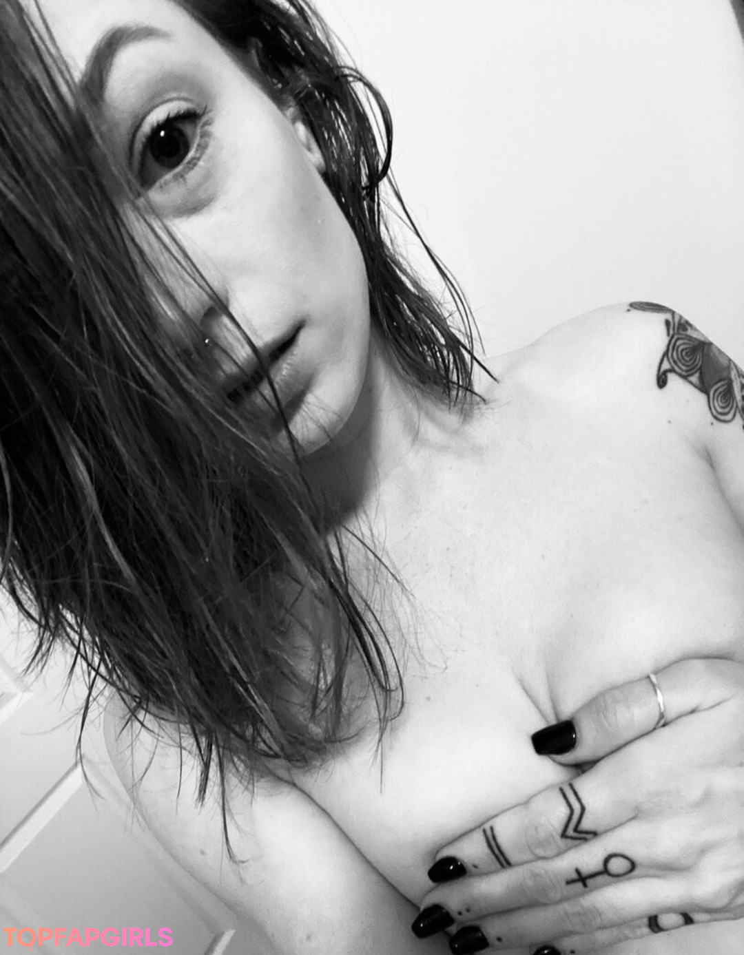 Foto desnuda filtrada de OnlyFans de Menarepotatoes #3 Foto desnuda filtrada de OnlyFans de Menarepotatoes #3