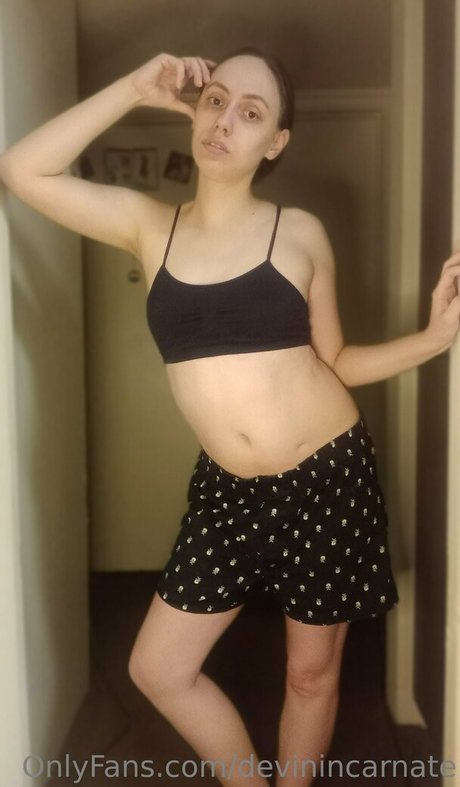 Foto desnuda filtrada de OnlyFans de Devinincarnate