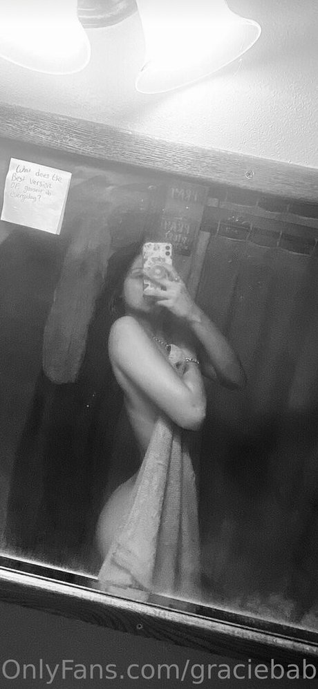 Foto desnuda filtrada de OnlyFans de Graciebabee