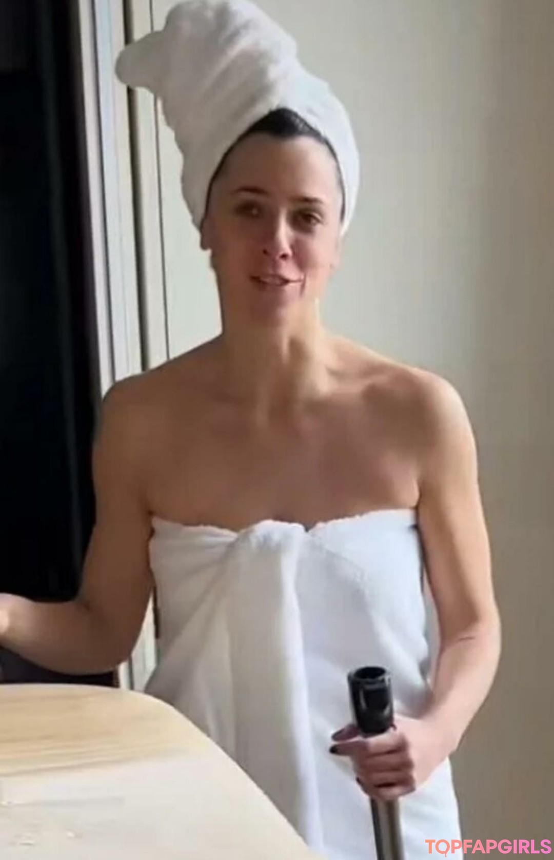 Foto desnuda filtrada de OnlyFans de Vanessa Mai #43 Foto desnuda filtrada de OnlyFans de Vanessa Mai #43