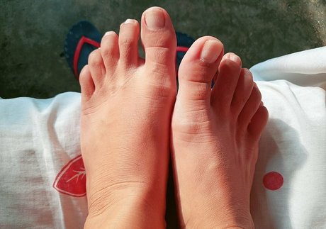 Foto desnuda filtrada de OnlyFans de Zafirofeet18