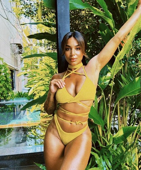 Rayaadesouza