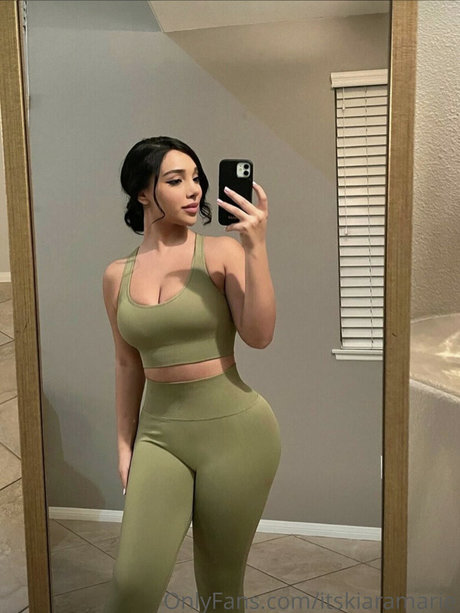 Foto desnuda filtrada de OnlyFans de Kiara Marie