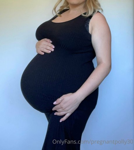 Pregnantpolly30