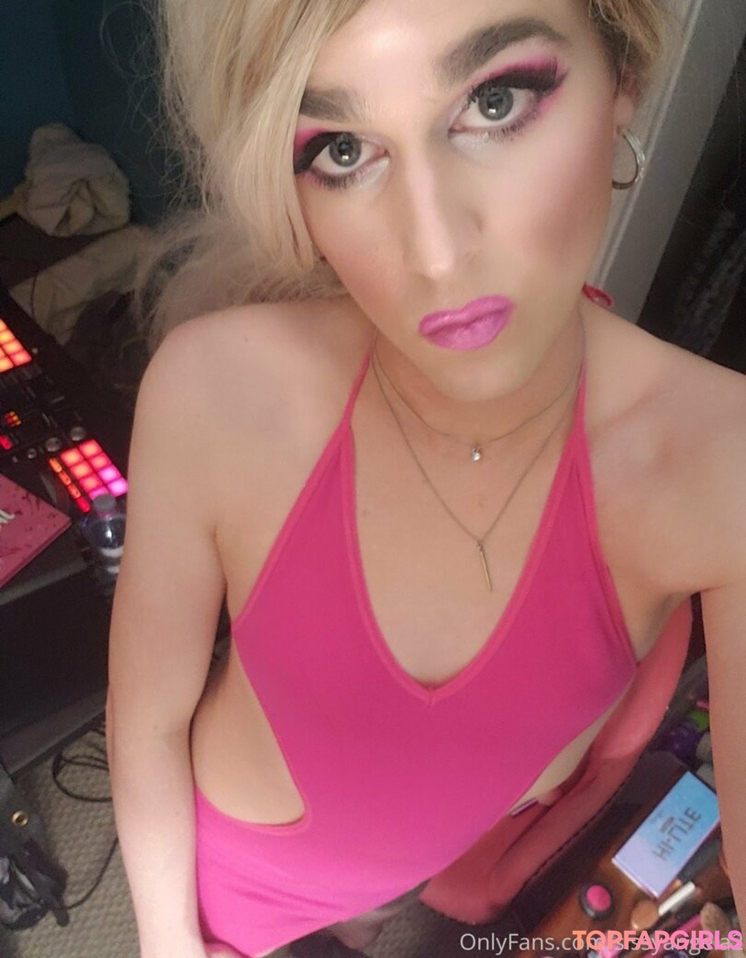 Foto desnuda filtrada de OnlyFans de Angelaallure #113 Foto desnuda filtrada de OnlyFans de Angelaallure #113