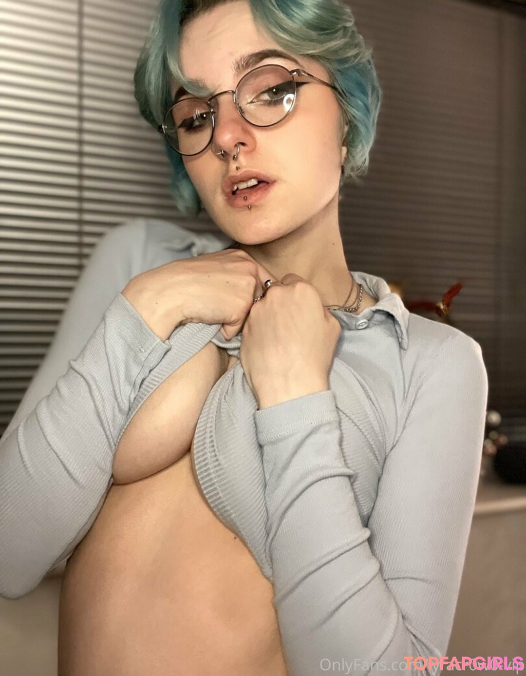 Foto desnuda filtrada de OnlyFans de Lyracr0w0vip #55 Foto desnuda filtrada de OnlyFans de Lyracr0w0vip #55