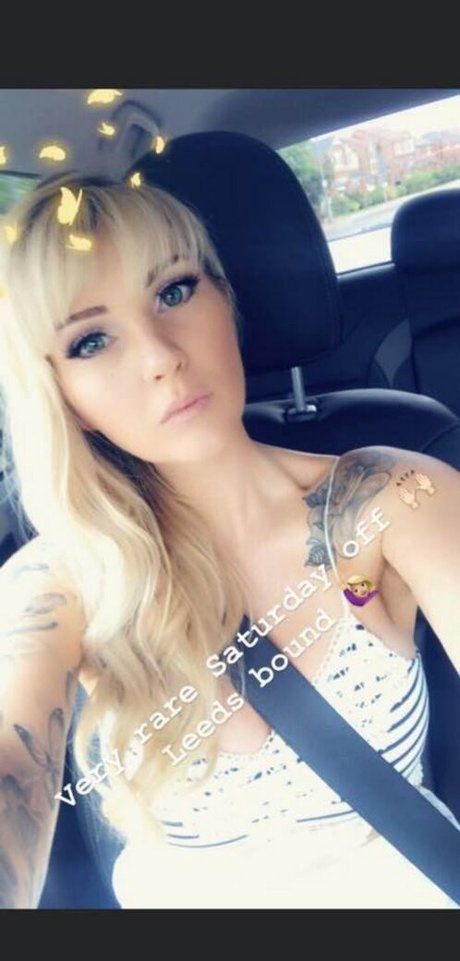 Foto desnuda filtrada de OnlyFans de Sharni Knighton