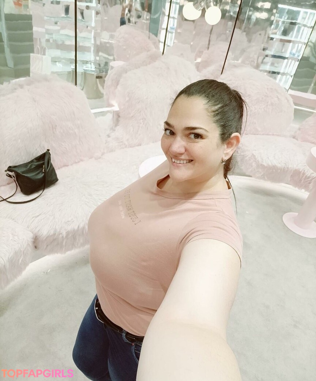 Foto desnuda filtrada de OnlyFans de Patricia Curvy Xxl #95 Foto desnuda filtrada de OnlyFans de Patricia Curvy Xxl #95