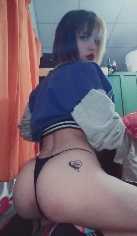 Foto desnuda filtrada de OnlyFans de Littlesircesita