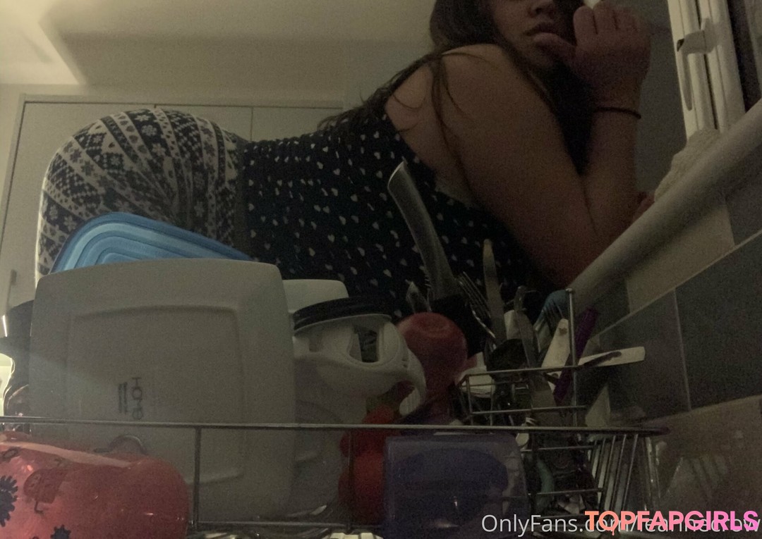 Foto desnuda filtrada de OnlyFans de Leannecrow #64 Foto desnuda filtrada de OnlyFans de Leannecrow #64