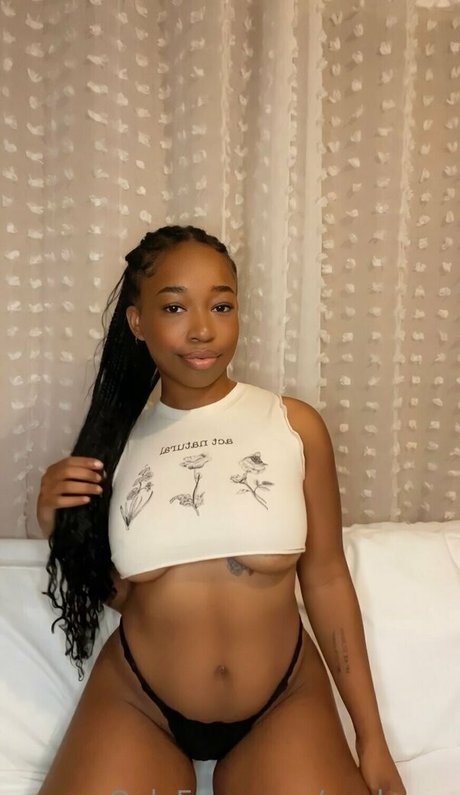 Foto desnuda filtrada de OnlyFans de Xxxlexus