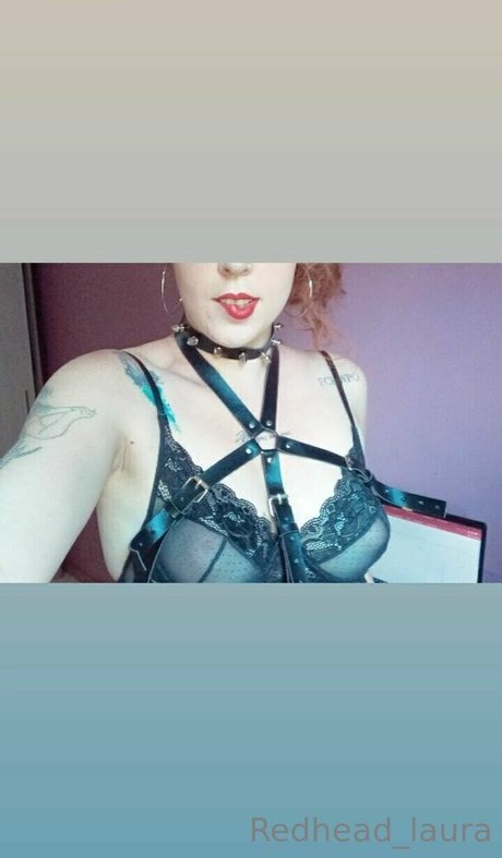 Foto desnuda filtrada de OnlyFans de Redheadlaura