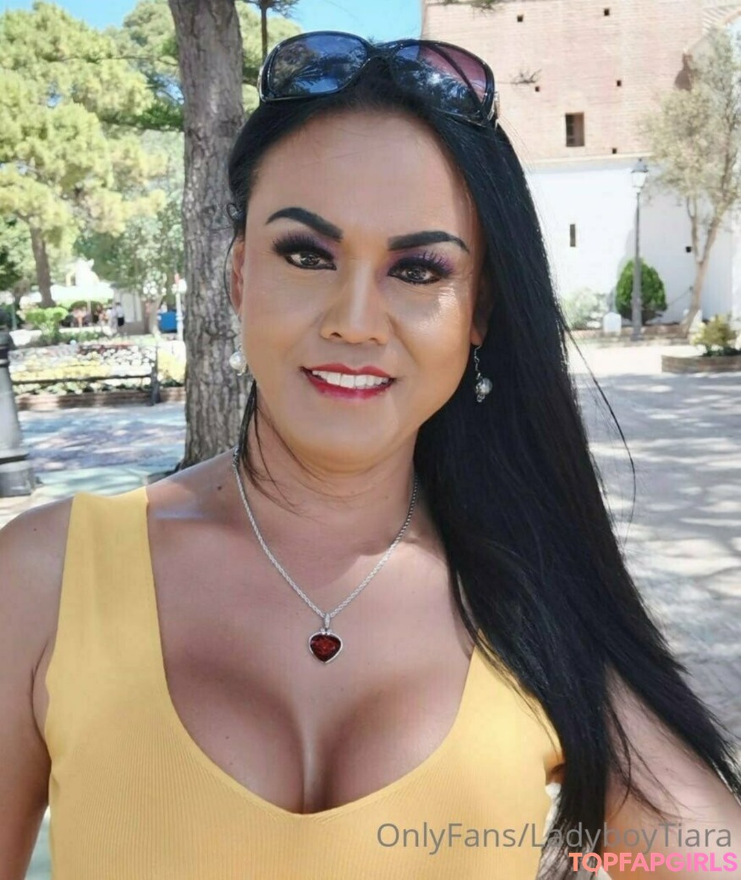 Foto desnuda filtrada de OnlyFans de Ladyboytiara #61 Foto desnuda filtrada de OnlyFans de Ladyboytiara #61