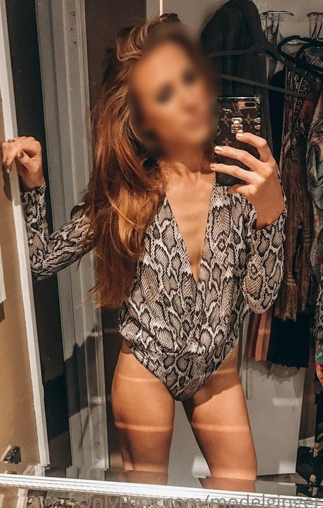Foto desnuda filtrada de OnlyFans de Modelginger