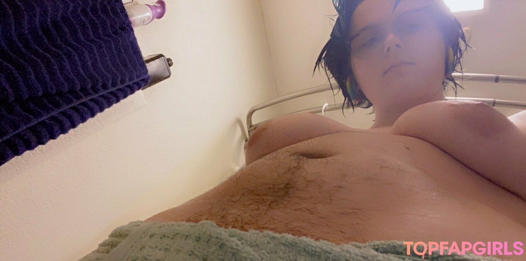 Foto desnuda filtrada de OnlyFans de Shadeangel #10 Foto desnuda filtrada de OnlyFans de Shadeangel #10