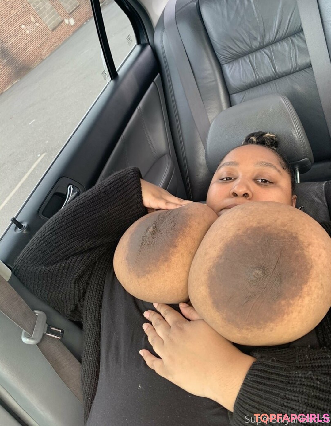 Foto desnuda filtrada de OnlyFans de Supersaiyanboobs #11 Foto desnuda filtrada de OnlyFans de Supersaiyanboobs #11