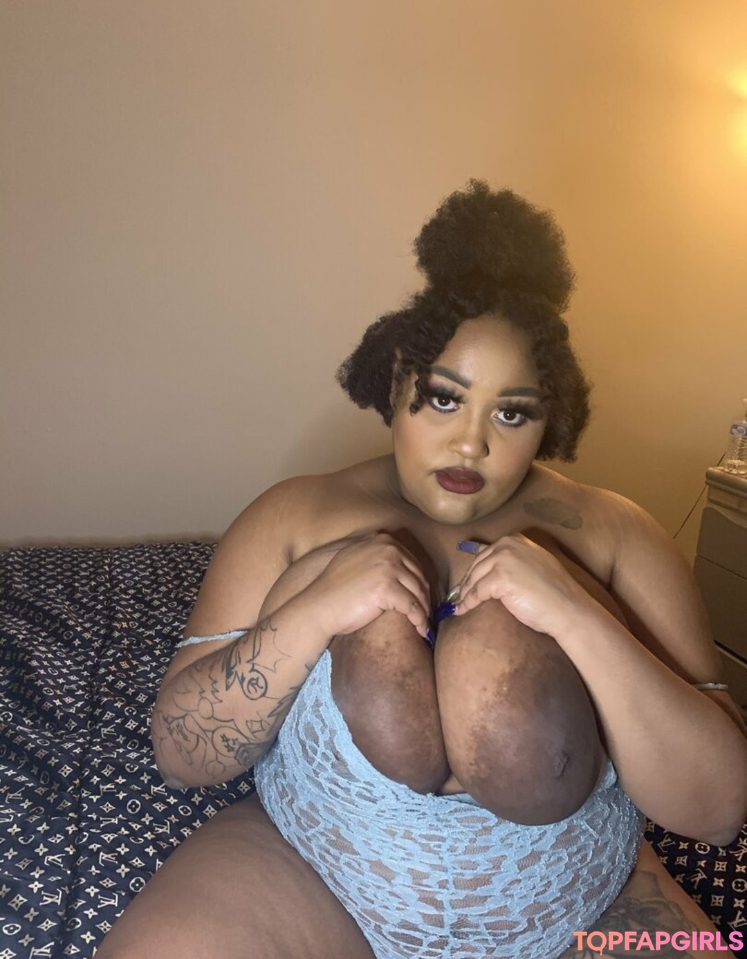 Foto desnuda filtrada de OnlyFans de Supersaiyanboobs #78 Foto desnuda filtrada de OnlyFans de Supersaiyanboobs #78