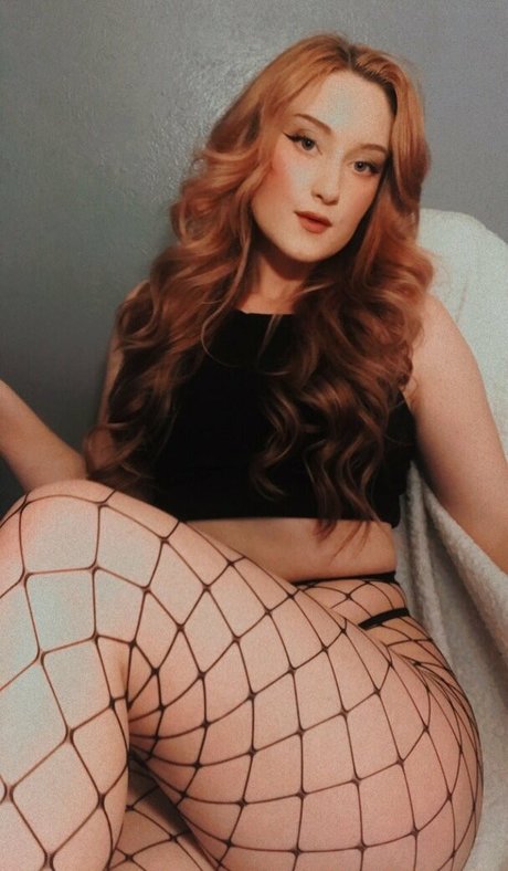 Mia Blossom