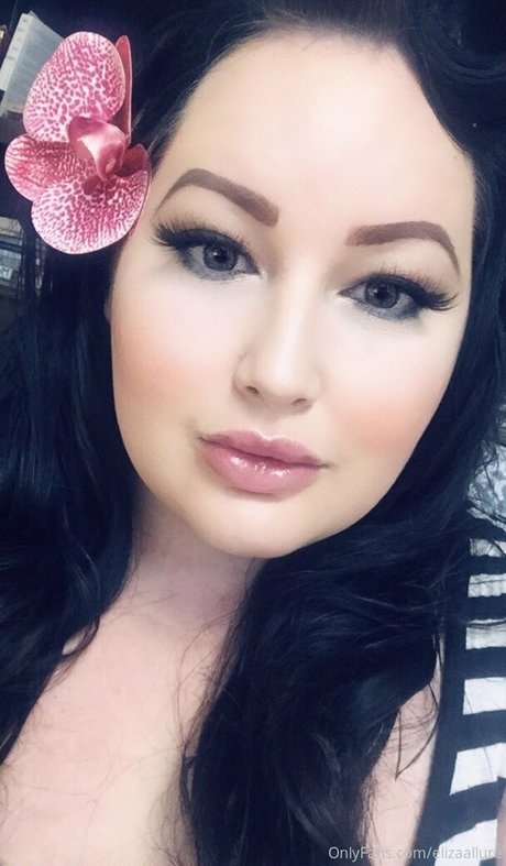 Foto desnuda filtrada de OnlyFans de Elizaallure