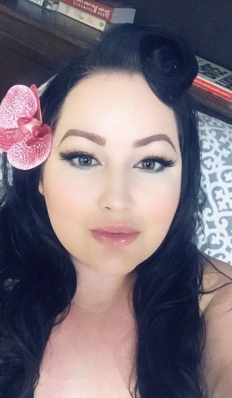 Foto desnuda filtrada de OnlyFans de Elizaallure