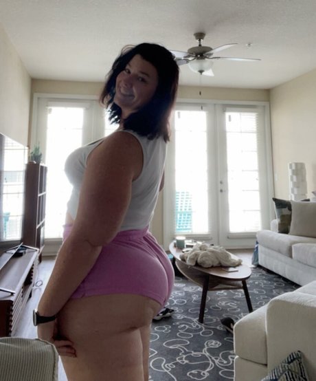 Foto desnuda filtrada de OnlyFans de Crystal Mcbootay