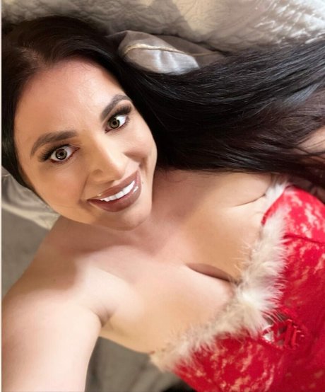 Jasminejamesx