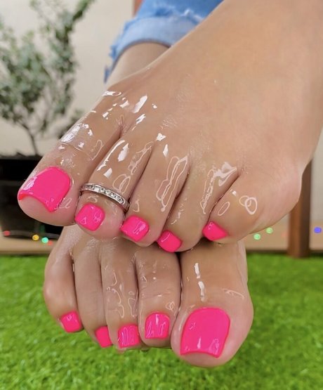 Cinnamonfeet