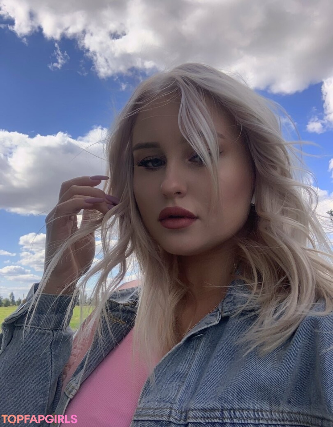 Foto desnuda filtrada de OnlyFans de Mariloveefree #296 Foto desnuda filtrada de OnlyFans de Mariloveefree #296