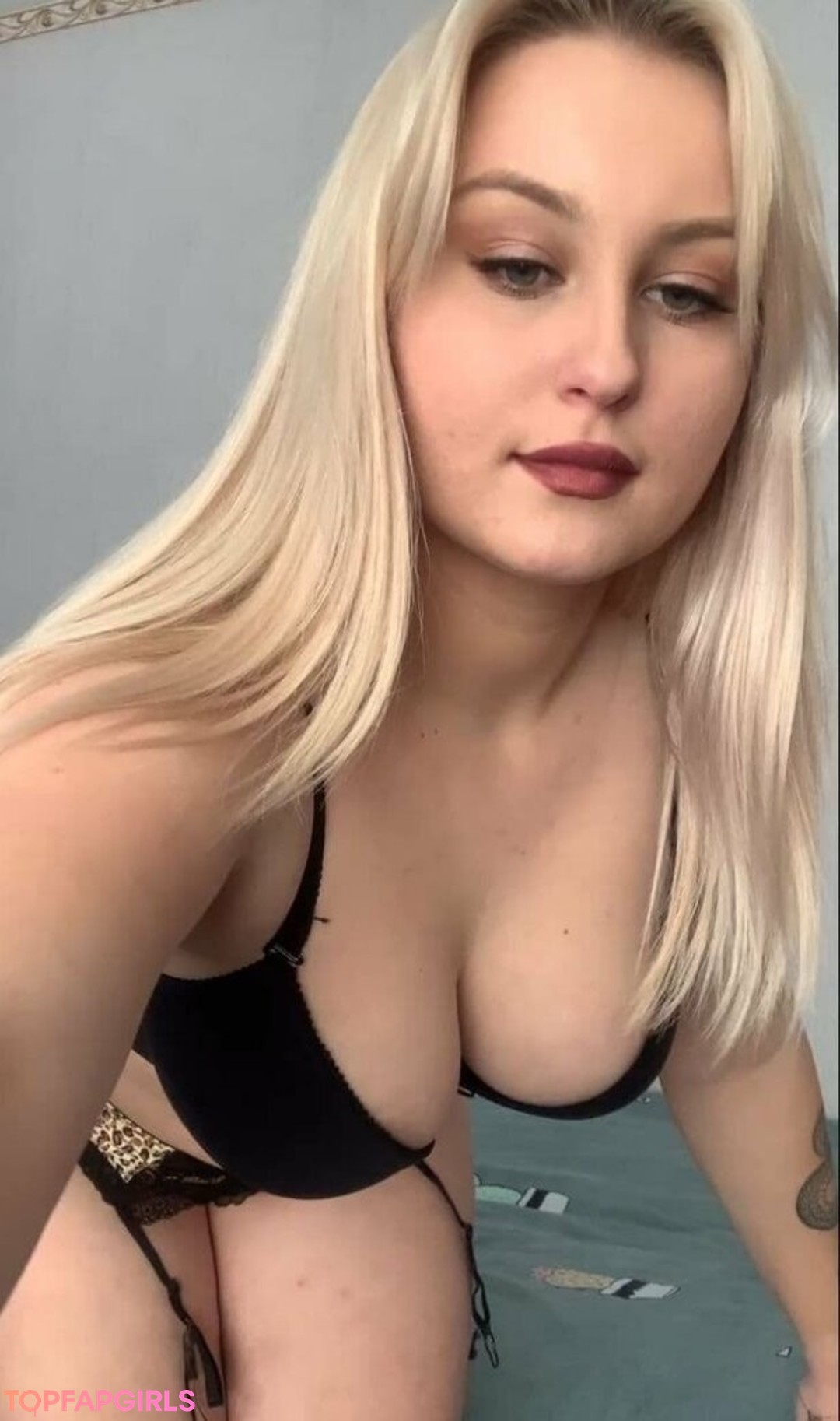 Foto desnuda filtrada de OnlyFans de Mariloveefree #74 Foto desnuda filtrada de OnlyFans de Mariloveefree #74