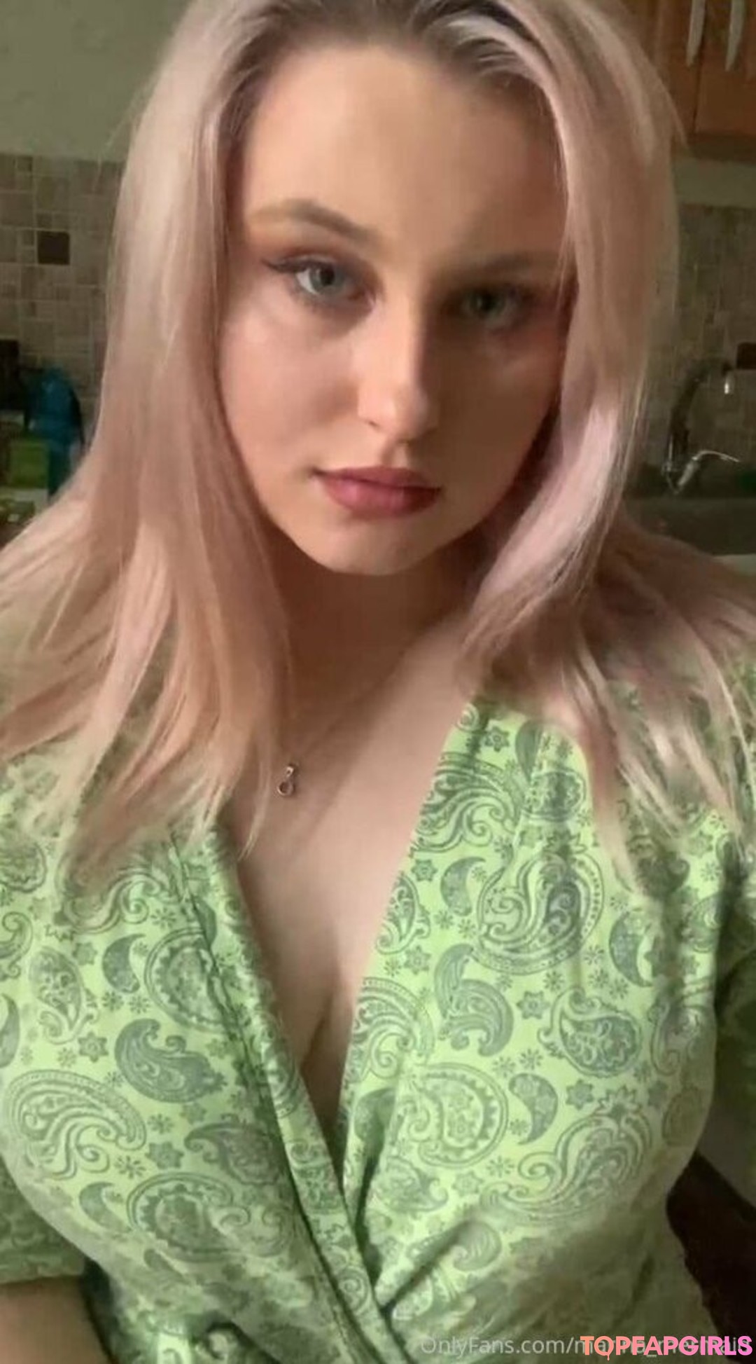 Foto desnuda filtrada de OnlyFans de Mariloveefree #88 Foto desnuda filtrada de OnlyFans de Mariloveefree #88