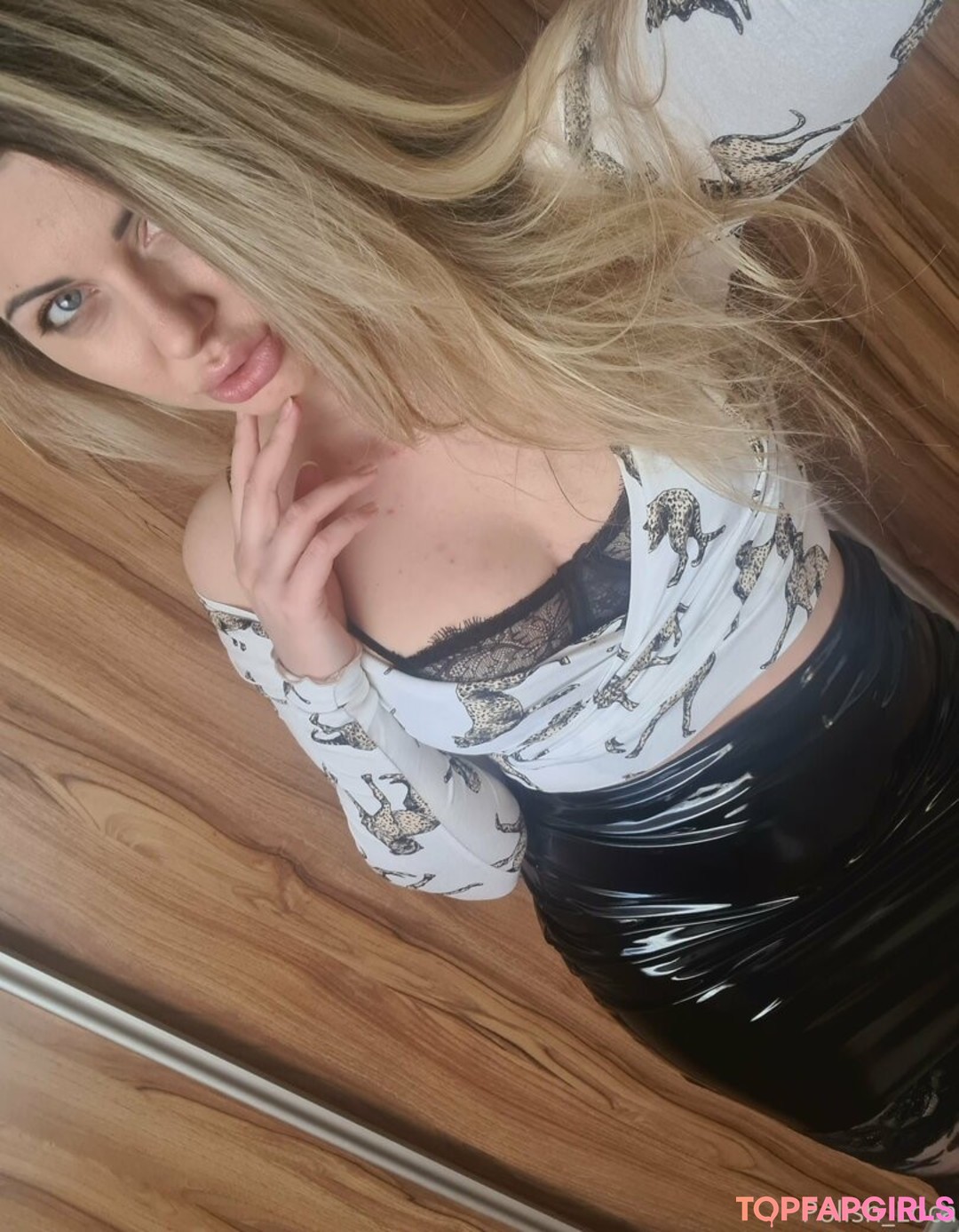 Foto desnuda filtrada de OnlyFans de Polishloca #252 Foto desnuda filtrada de OnlyFans de Polishloca #252