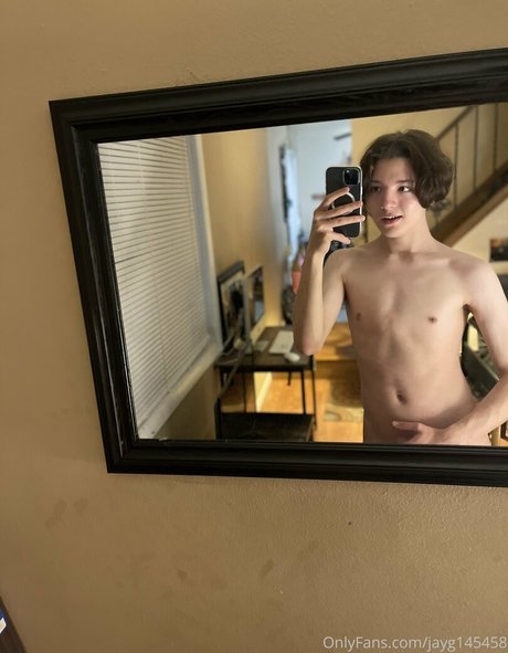 Boytwinkjay21