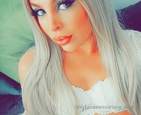 Foto desnuda filtrada de OnlyFans de Arianavidal2