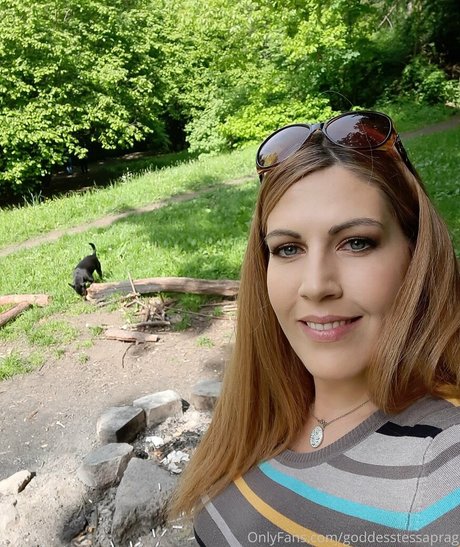 Goddesstessaprag
