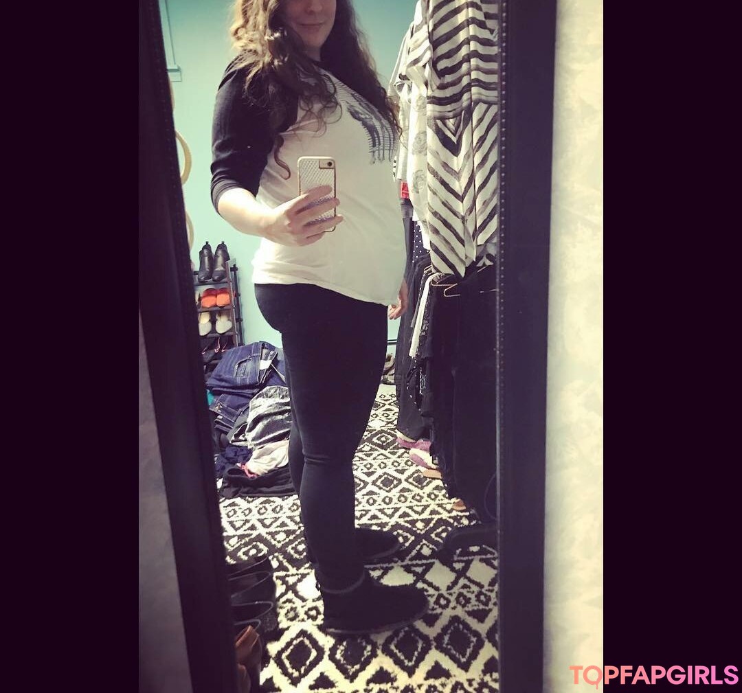 Foto desnuda filtrada de OnlyFans de Karagreene #33 Foto desnuda filtrada de OnlyFans de Karagreene #33