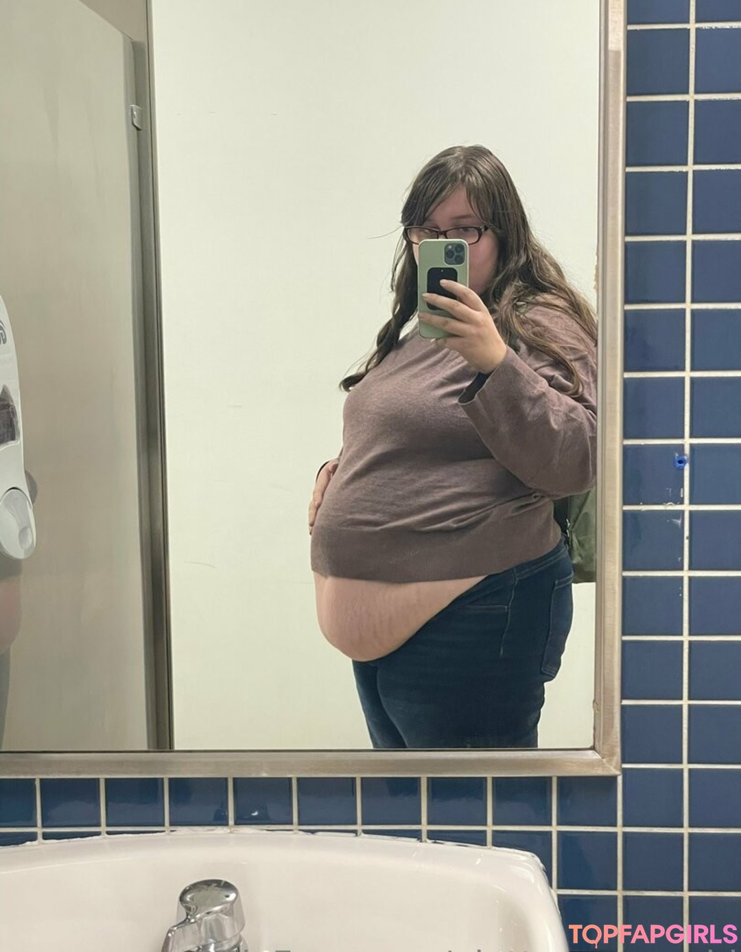 Foto desnuda filtrada de OnlyFans de Gluttonoussquid #100 Foto desnuda filtrada de OnlyFans de Gluttonoussquid #100