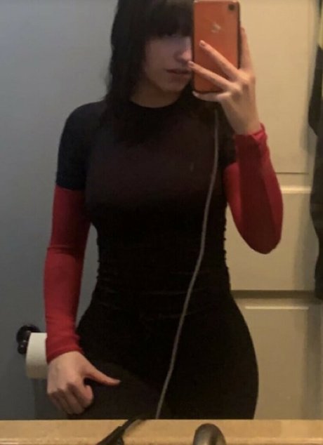 Rhiannnonrose