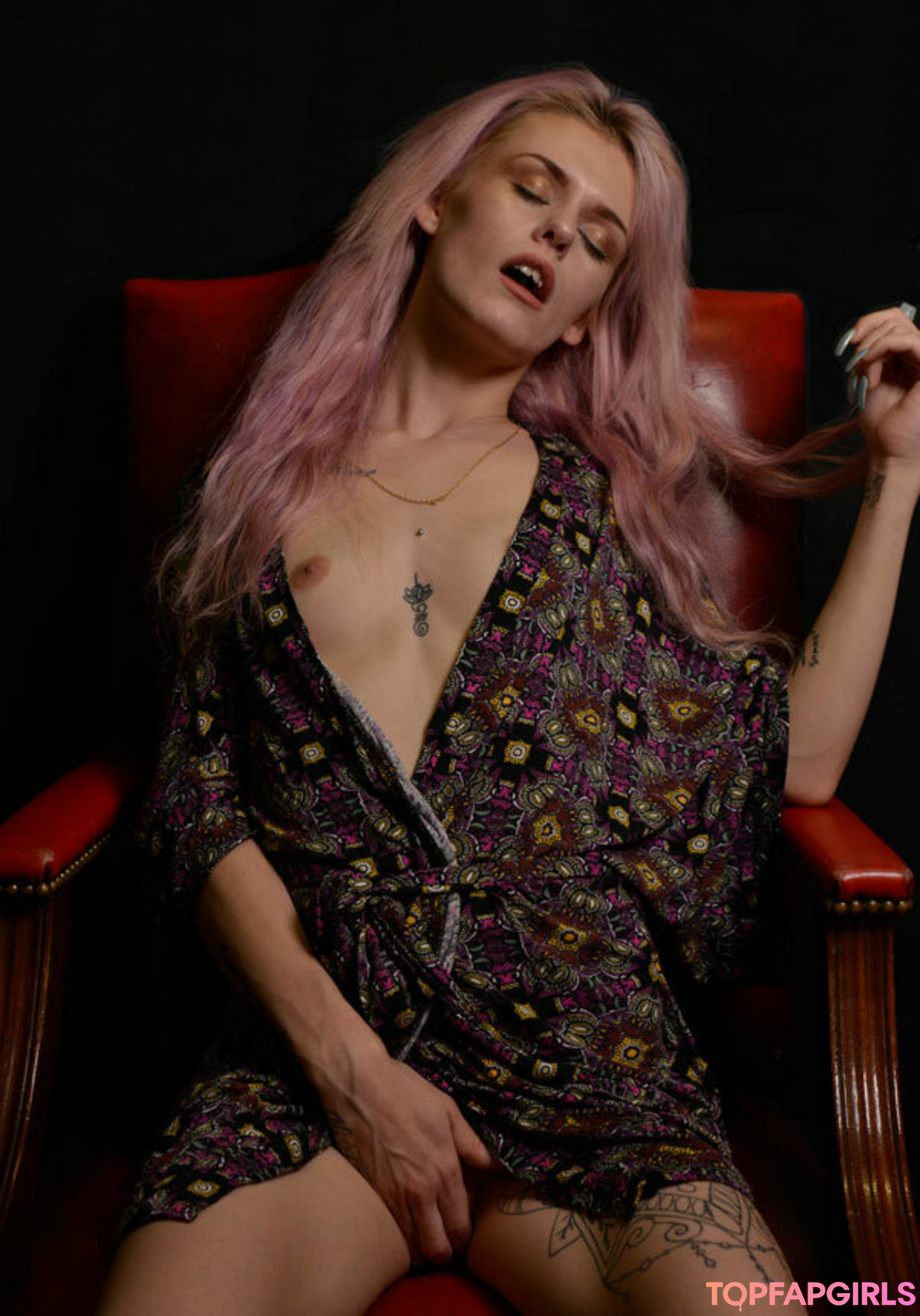 Foto desnuda filtrada de OnlyFans de Beth Randell #304 Foto desnuda filtrada de OnlyFans de Beth Randell #304