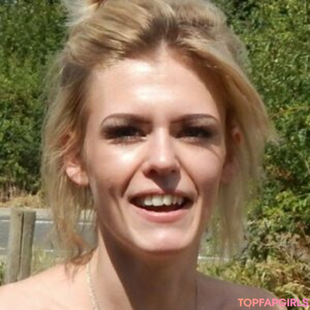 Foto desnuda filtrada de OnlyFans de Beth Randell #415 Foto desnuda filtrada de OnlyFans de Beth Randell #415