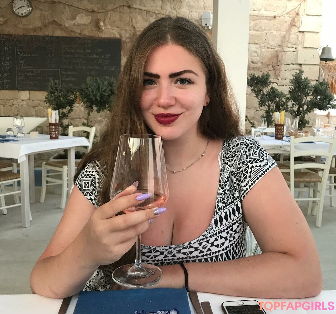 Foto desnuda filtrada de OnlyFans de Sasha Shtern #55 Foto desnuda filtrada de OnlyFans de Sasha Shtern #55