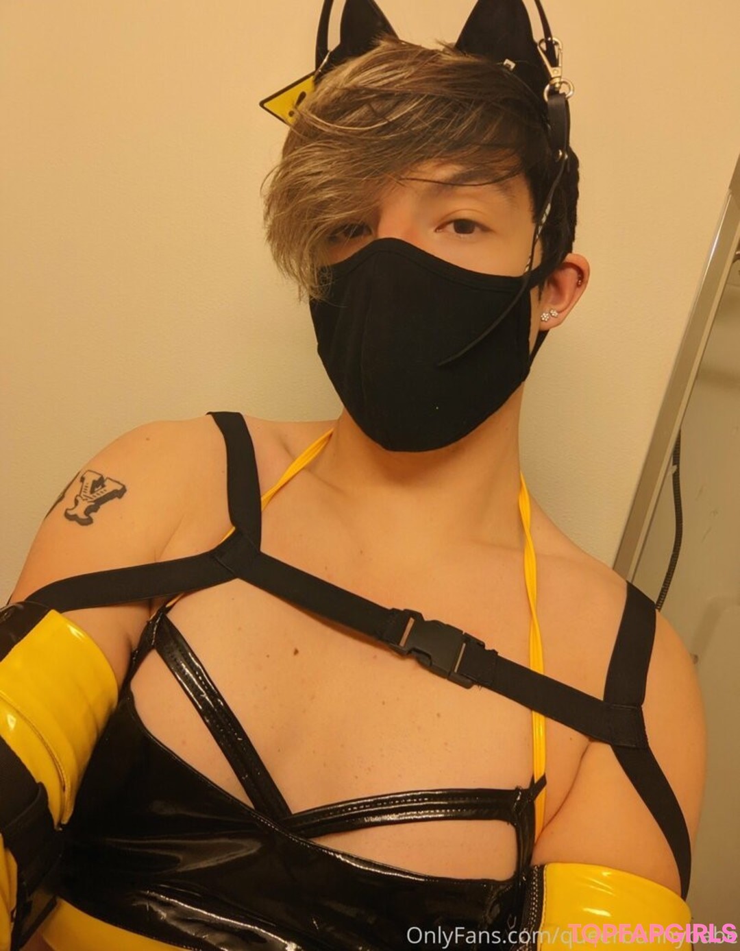 Foto desnuda filtrada de OnlyFans de Queerbunnybabe #954 Foto desnuda filtrada de OnlyFans de Queerbunnybabe #954