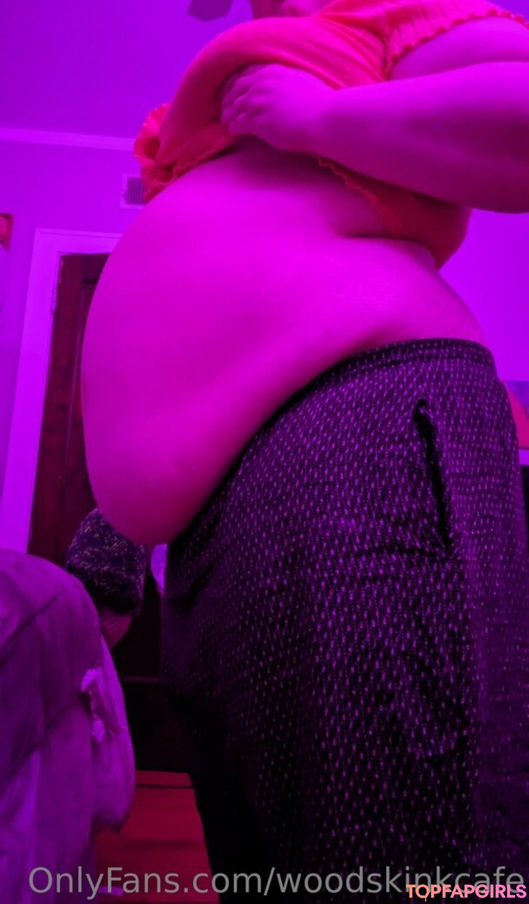 Foto desnuda filtrada de OnlyFans de Woodskinkcafe #262 Foto desnuda filtrada de OnlyFans de Woodskinkcafe #262